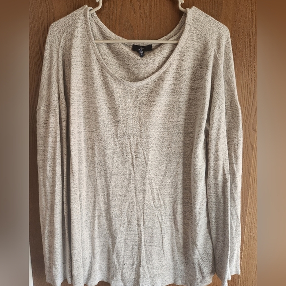 GAP Heather Gray Knit Top - Picture 1 of 3